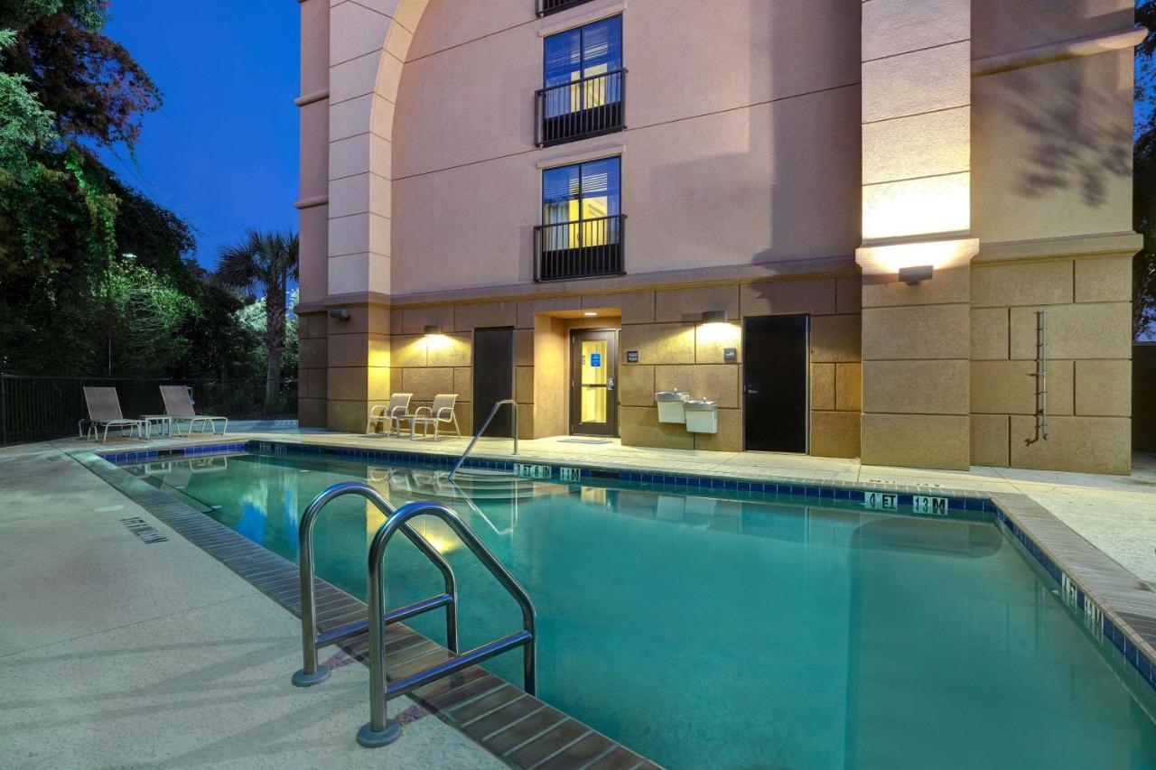 Hampton Inn&Suites Pensacola/Gulf Breeze Exterior foto